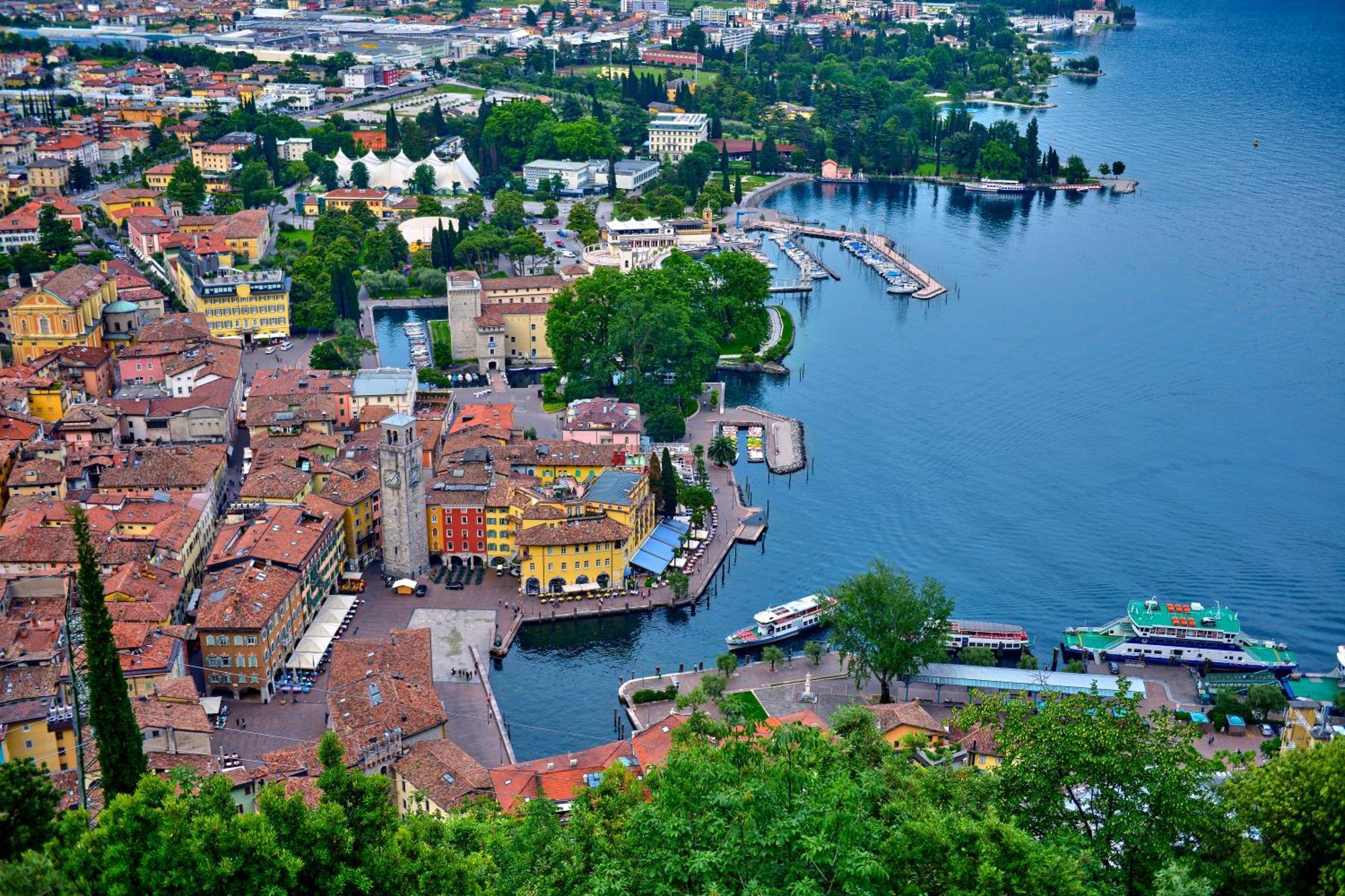 Apartamento Casa Del Faro Peschiera del Garda Exterior foto